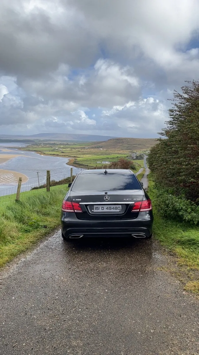 Mercedes e300 - Image 2