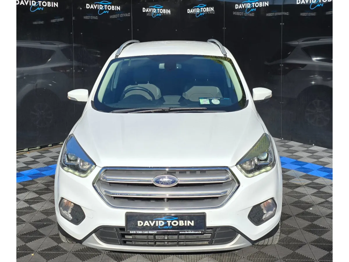 Ford Kuga TITANIUM 1.5 TDCI 120PS - Image 2