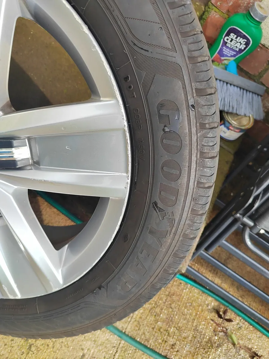 Vw transporter two alloys 17 inch for spare - Image 3