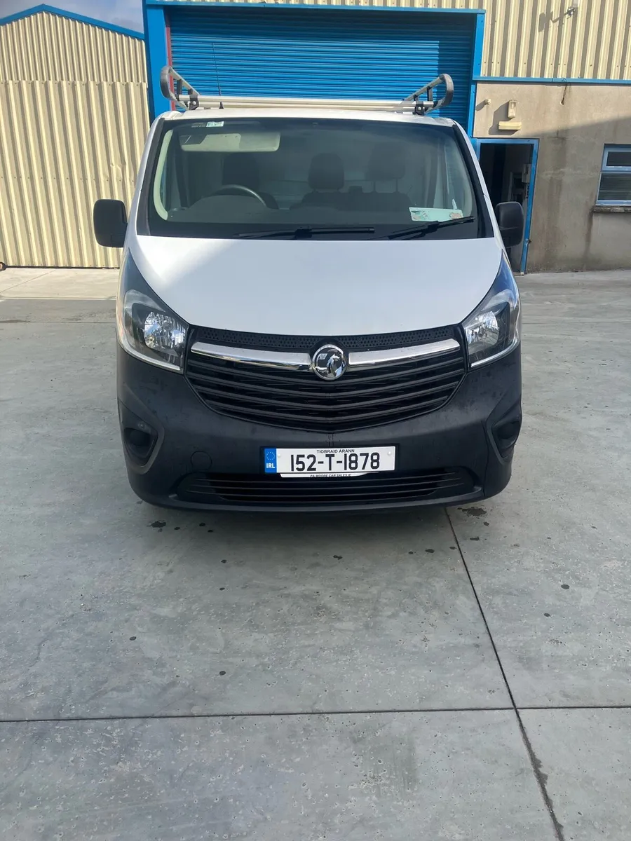 Vivaro 2015 - Image 1