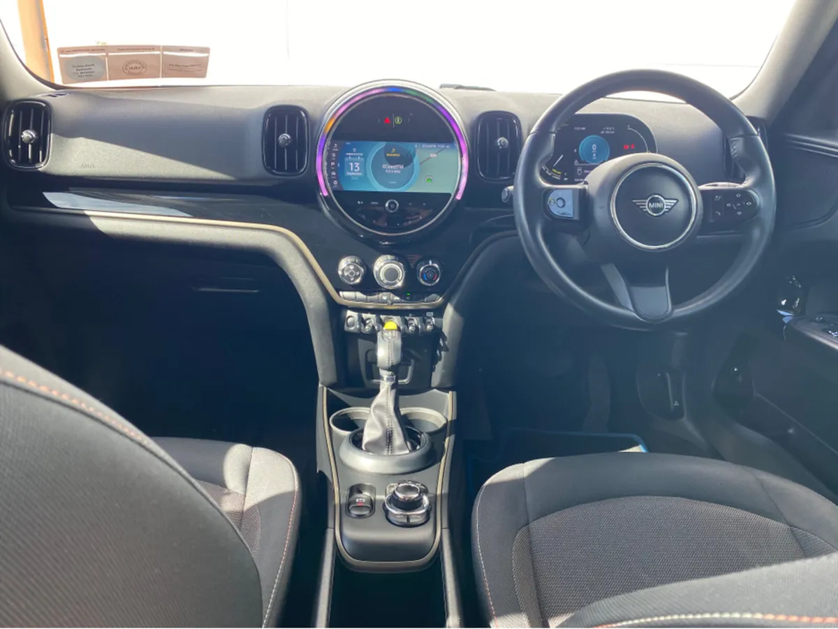 Mini Countryman F60 ALL4 COOPER SE - Image 3