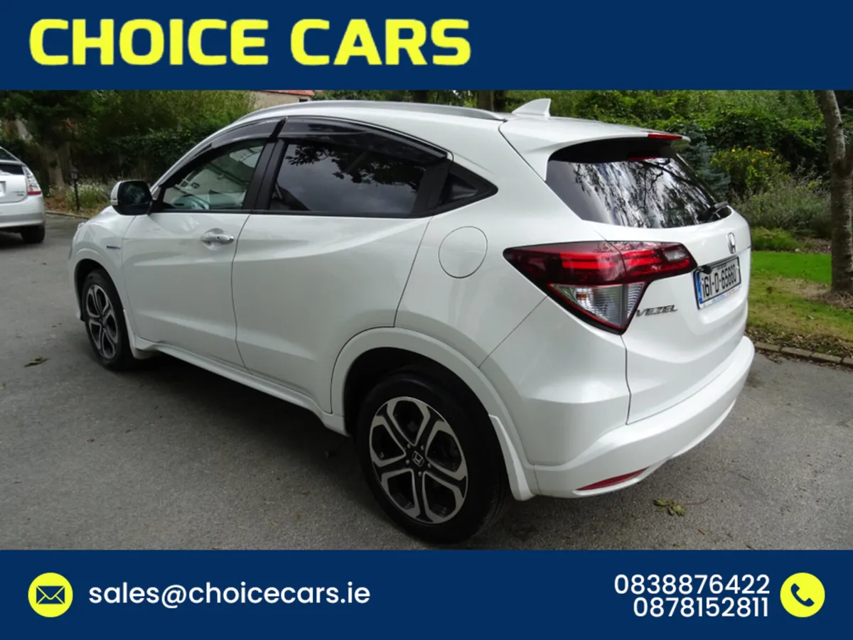 Honda Vezel 1.5 HYBRID AUTO TOP SPEC - Image 4