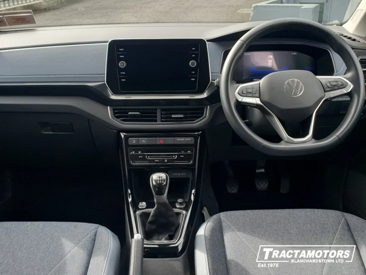 Volkswagen T-Cross STYLE 1.0 TSI M - Image 2