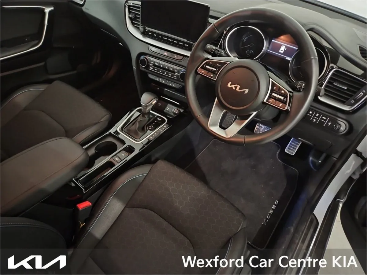 Kia Xceed 1.6 Plug-in Hybrid - Image 3