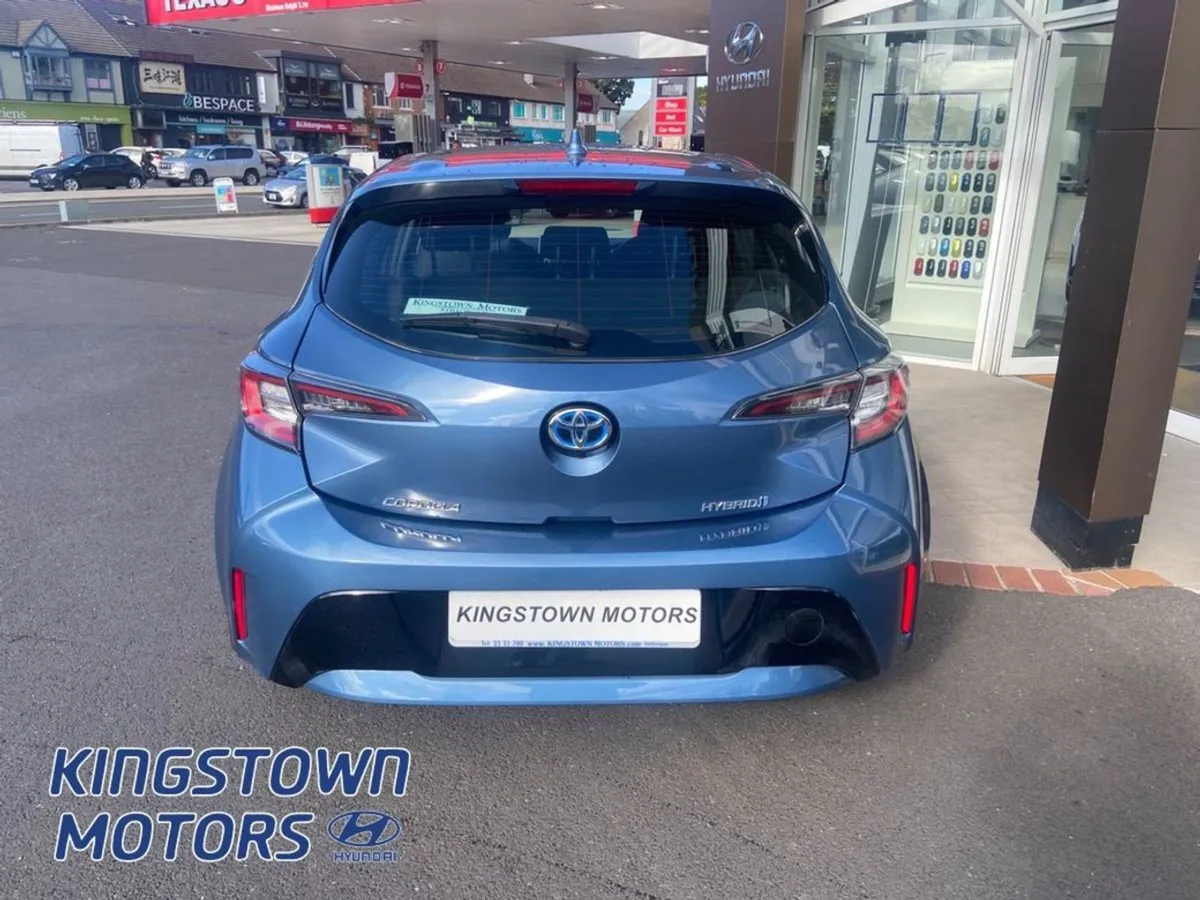 Toyota Corolla Luna Hybrid 4DR Auto - Image 4
