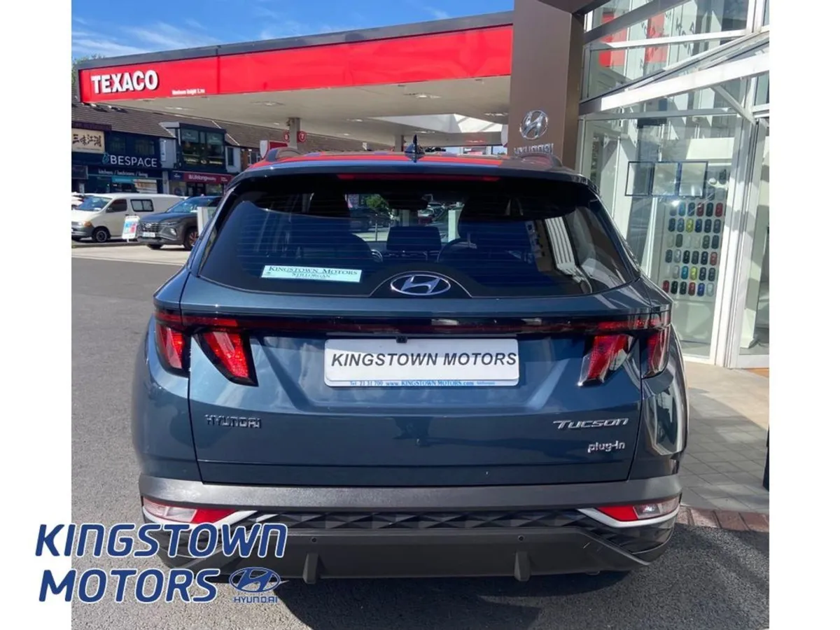 Hyundai Tucson Executive Phev 5DR Auto - Image 4