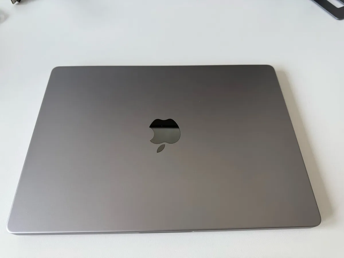 M2 Pro Macbook Pro - Image 1
