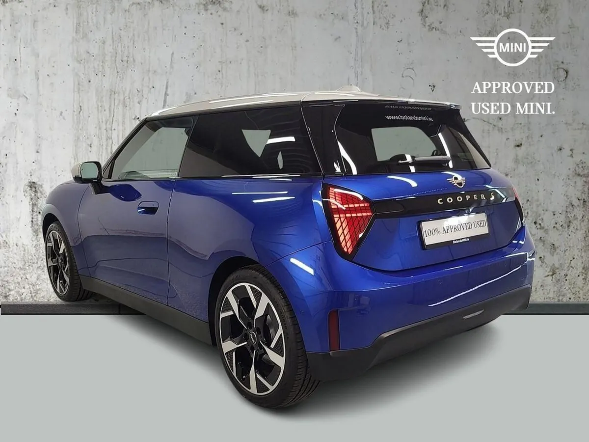 MINI HATCH Cooper SE - Image 2