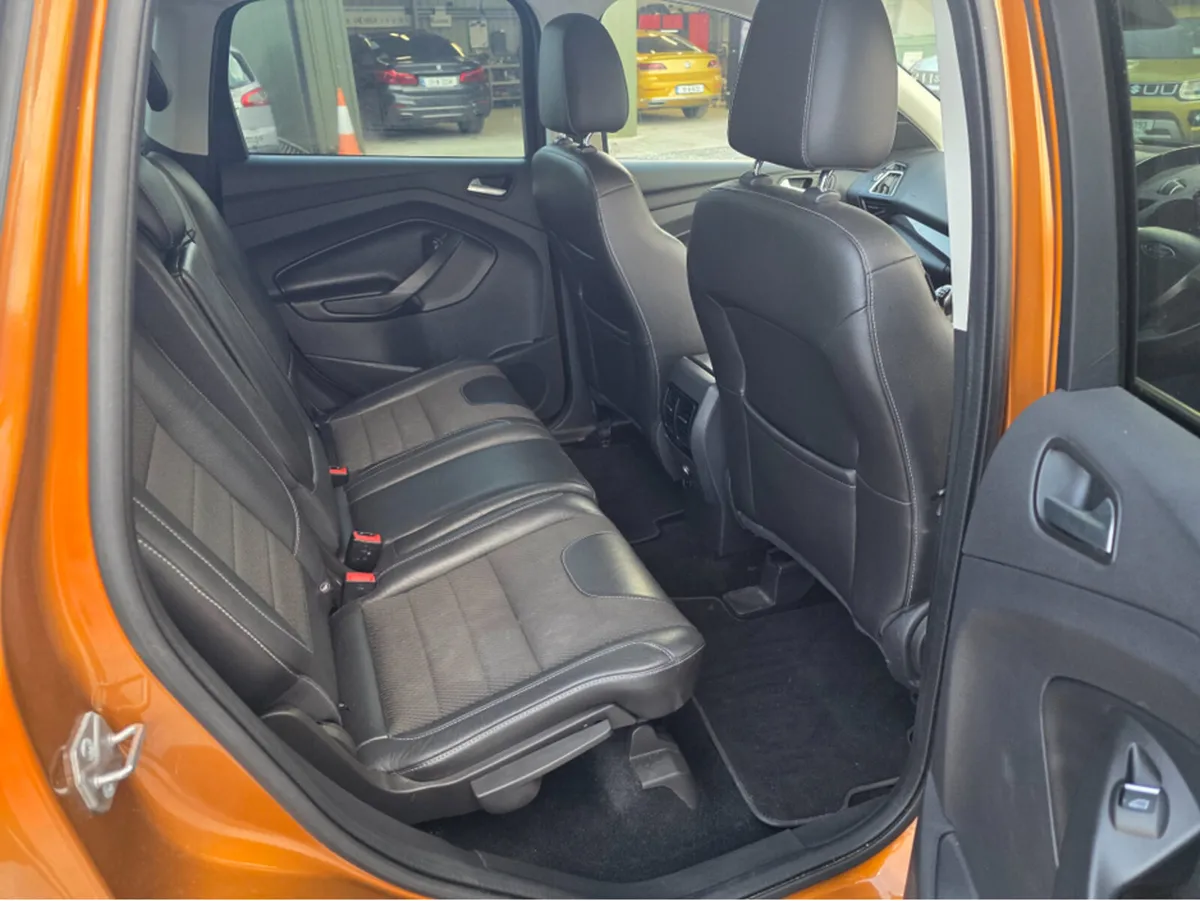 Ford Kuga 2.0 TDCI TITANIUM 2WD 150 150PS 5DR - Image 4