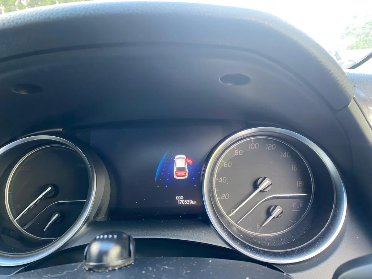 172 camry 2.5 hybrid not recorded - Image 4