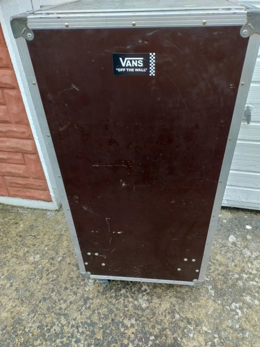 Flight Case 16u - Image 1