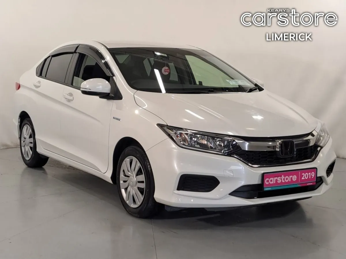 Honda Grace 1.5 PET Hybrid  low Mileage - Image 1