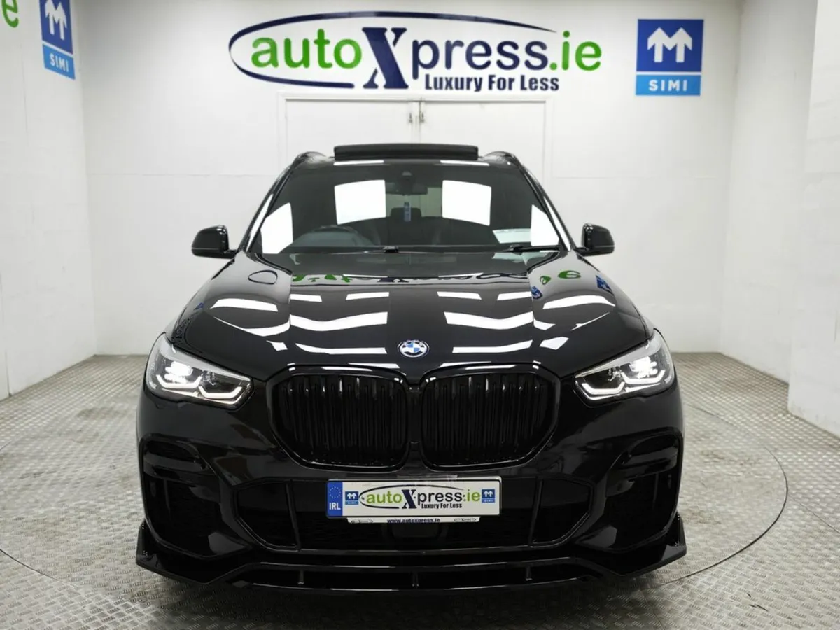 BMW X5 xDrive45e M-Sport, Pan. Roof - Image 3