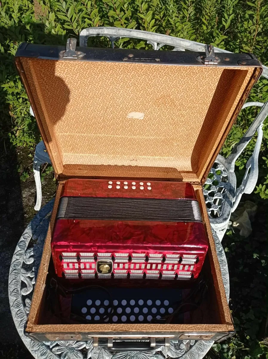 A-D-G Weltmeister Accordion + case - Image 4