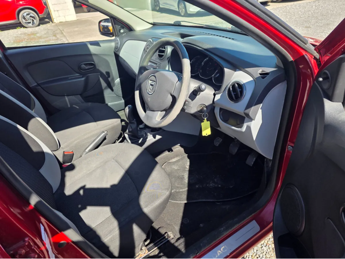 Dacia Sandero ALTERNATIVE 1.2 75 201 4DR - Image 3