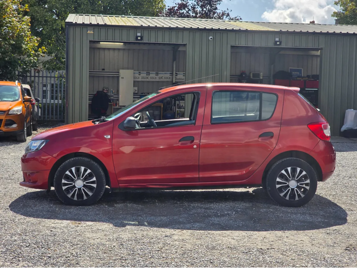 Dacia Sandero ALTERNATIVE 1.2 75 201 4DR - Image 4