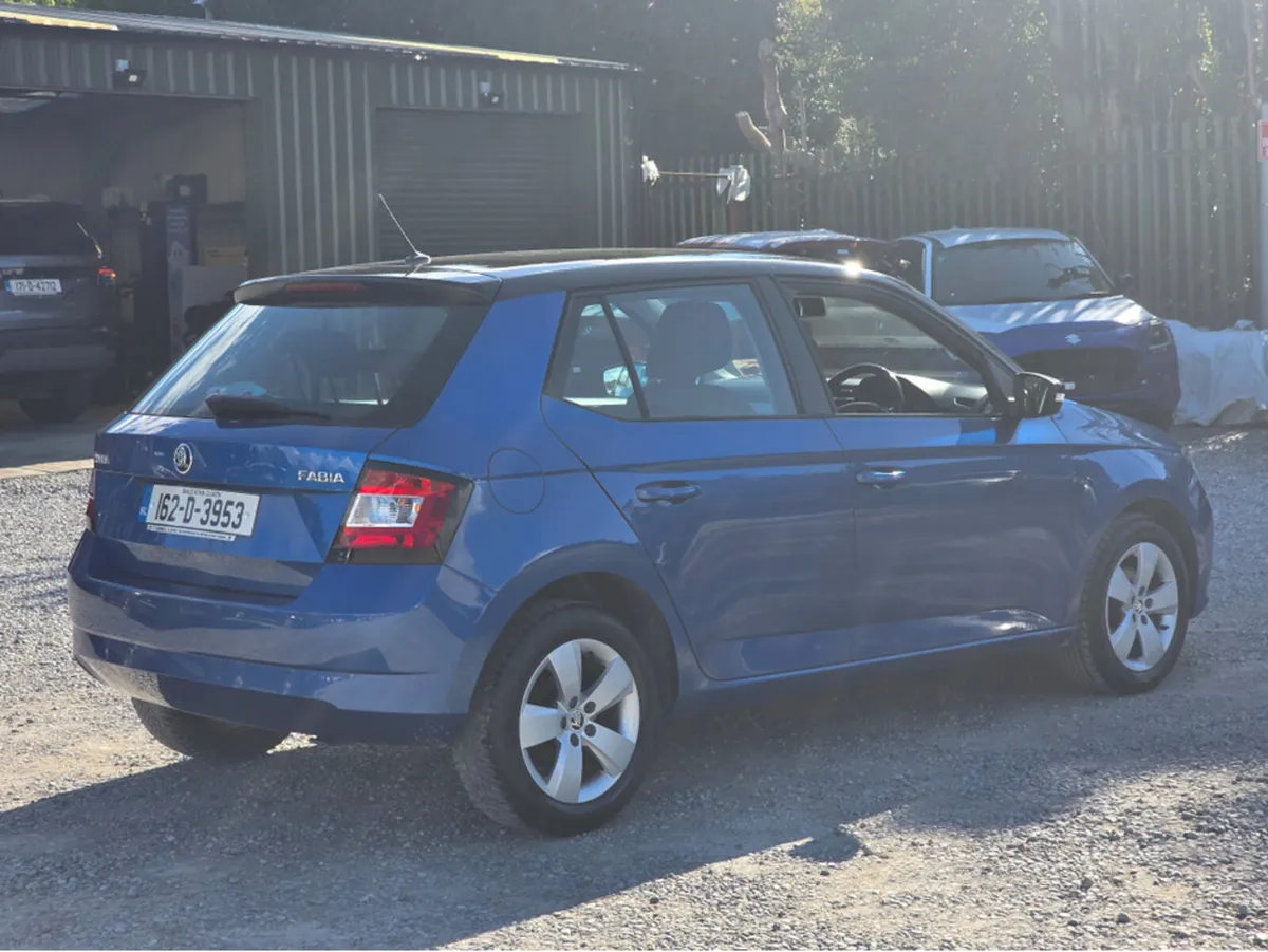 Skoda Fabia AMBITION 1.2 TSI 90HP 4DR - Image 3