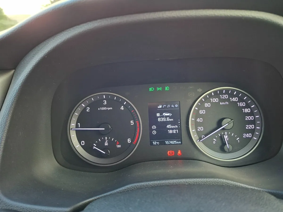 Hyundai Tucson 2017 - Image 2