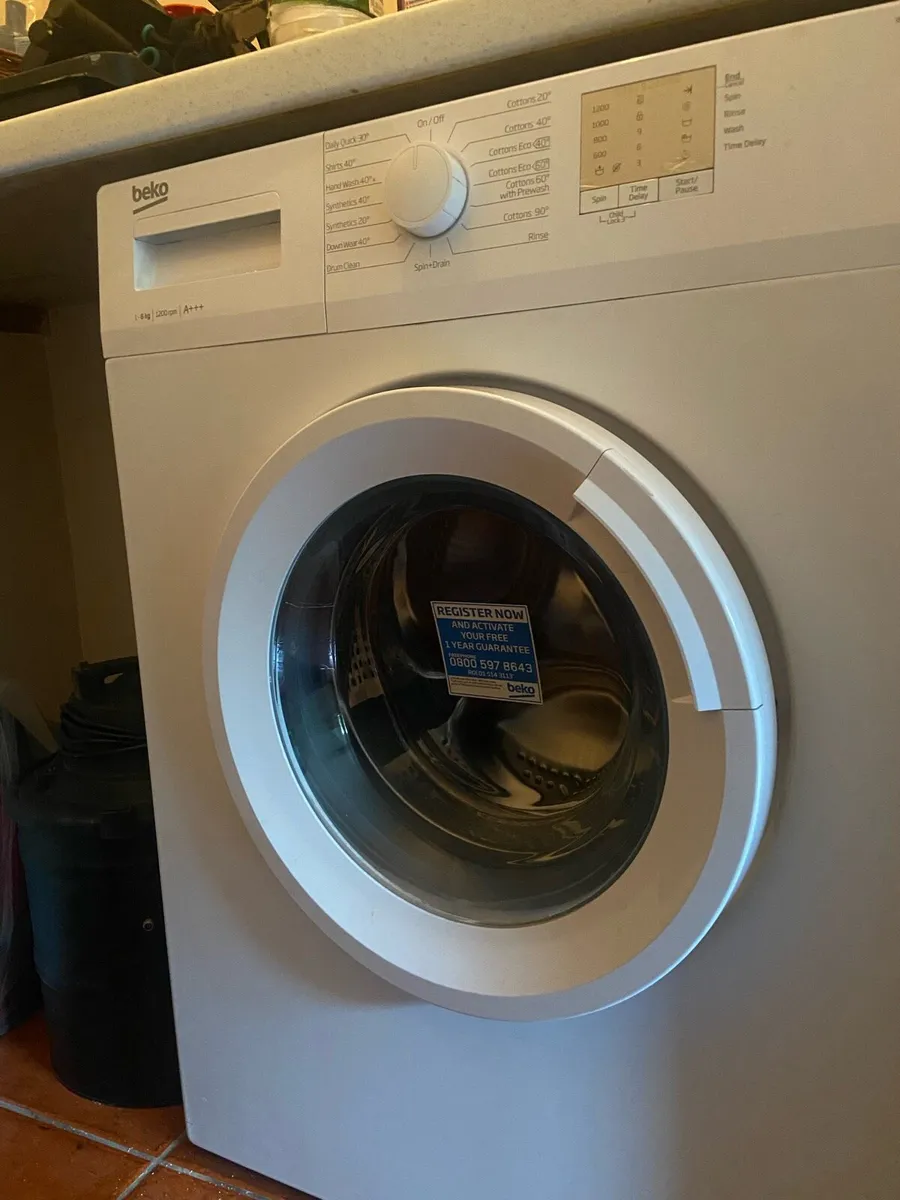 Washing machine - Image 1