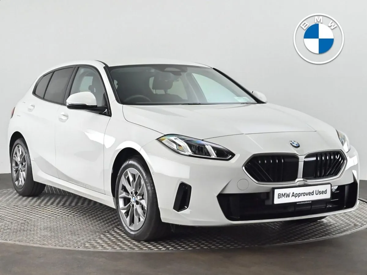BMW 1 Series 120 Sport - Image 1
