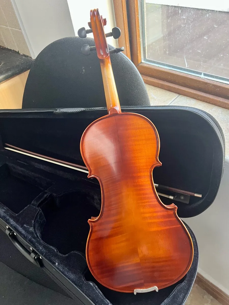 Quality modern violin + case + bow - Image 4