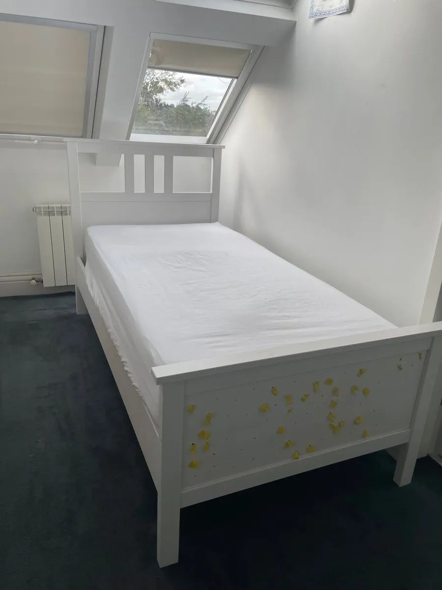 Bed - Image 2