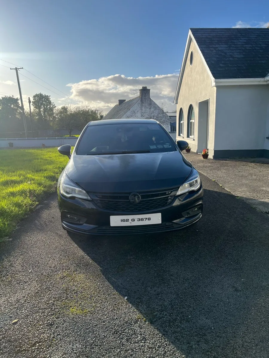 Vauxhall Astra 1.4 petrol - Image 1