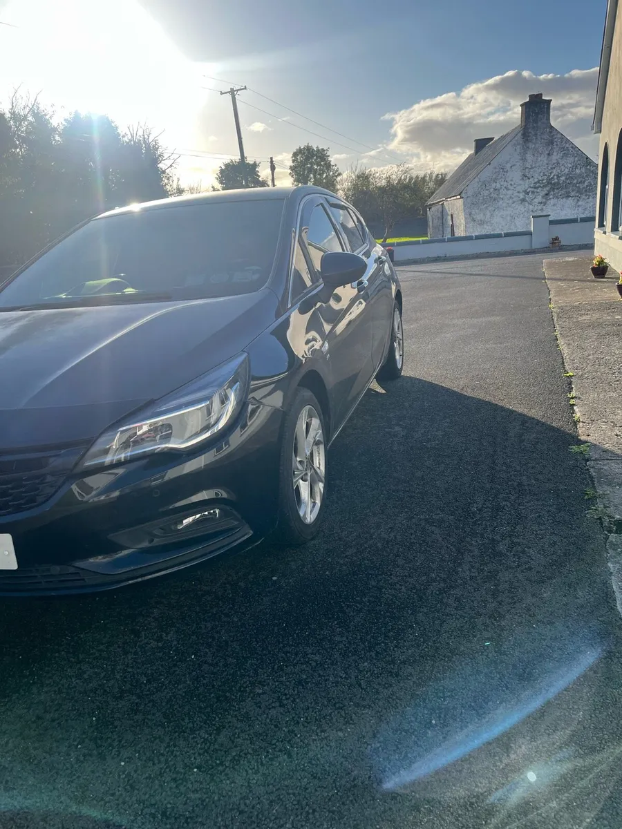 Vauxhall Astra 1.4 petrol - Image 3