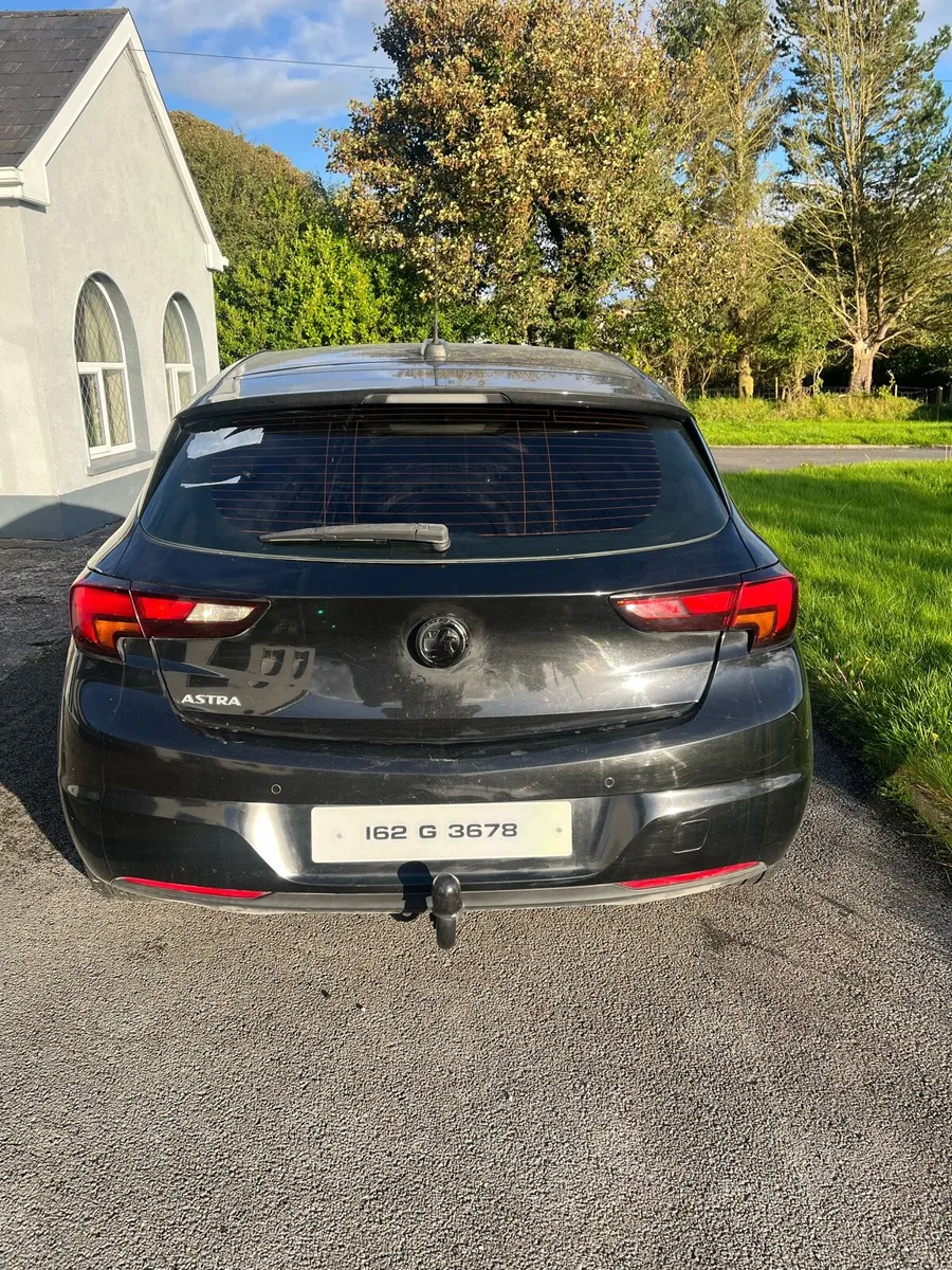 Vauxhall Astra 1.4 petrol - Image 4