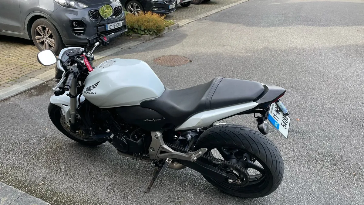 Honda CB 600F Hornet ABS 2011 - Image 2
