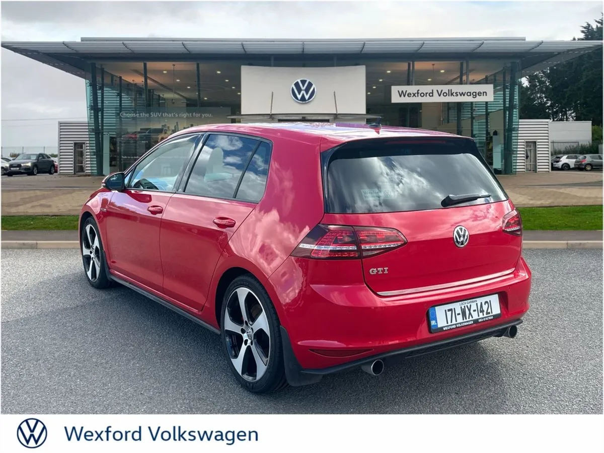 Volkswagen Golf GTI 2.0tsi 220HP Auto - Image 4