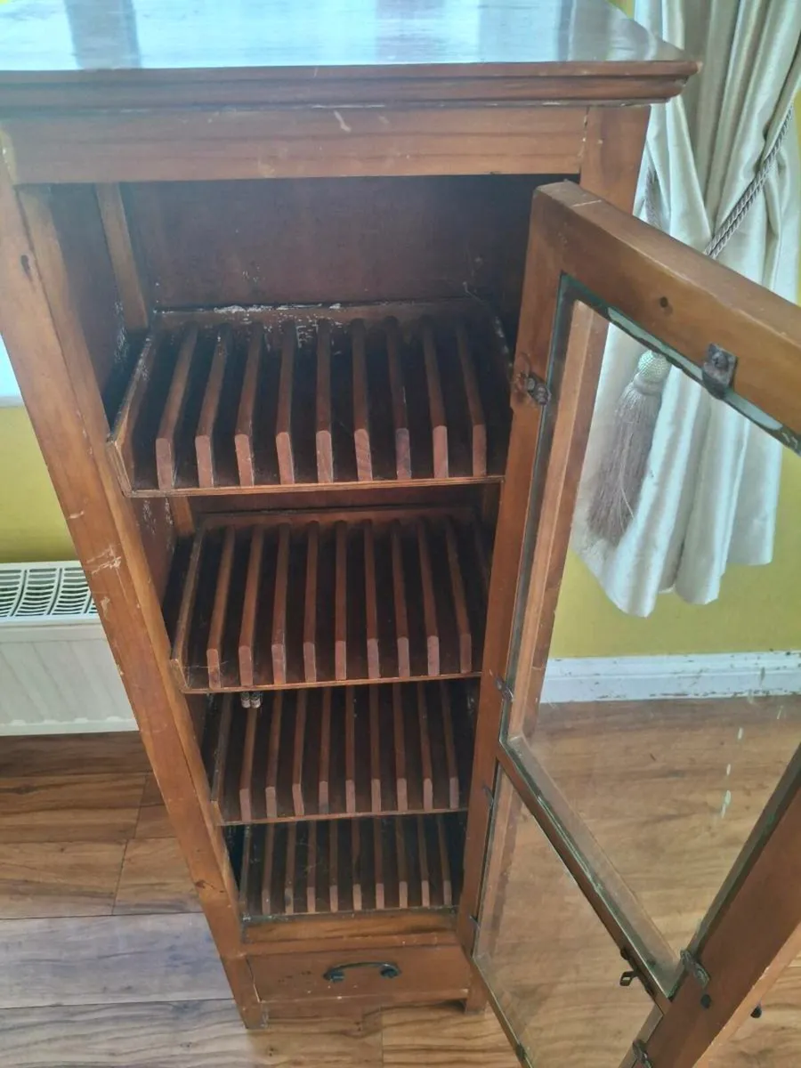 CD HOLDER - Image 2