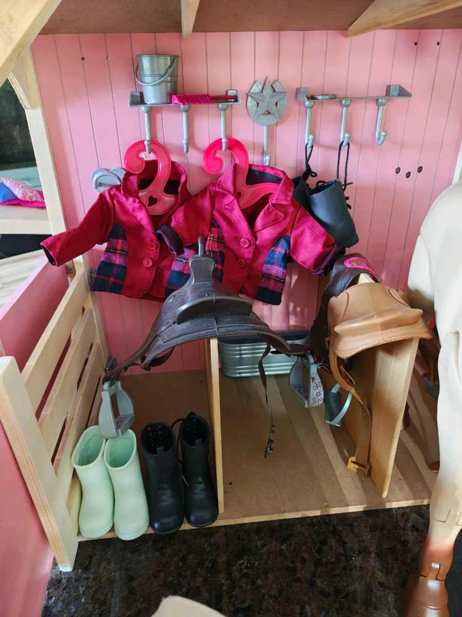 Our Generation Doll, Stable & Horse box - Image 4