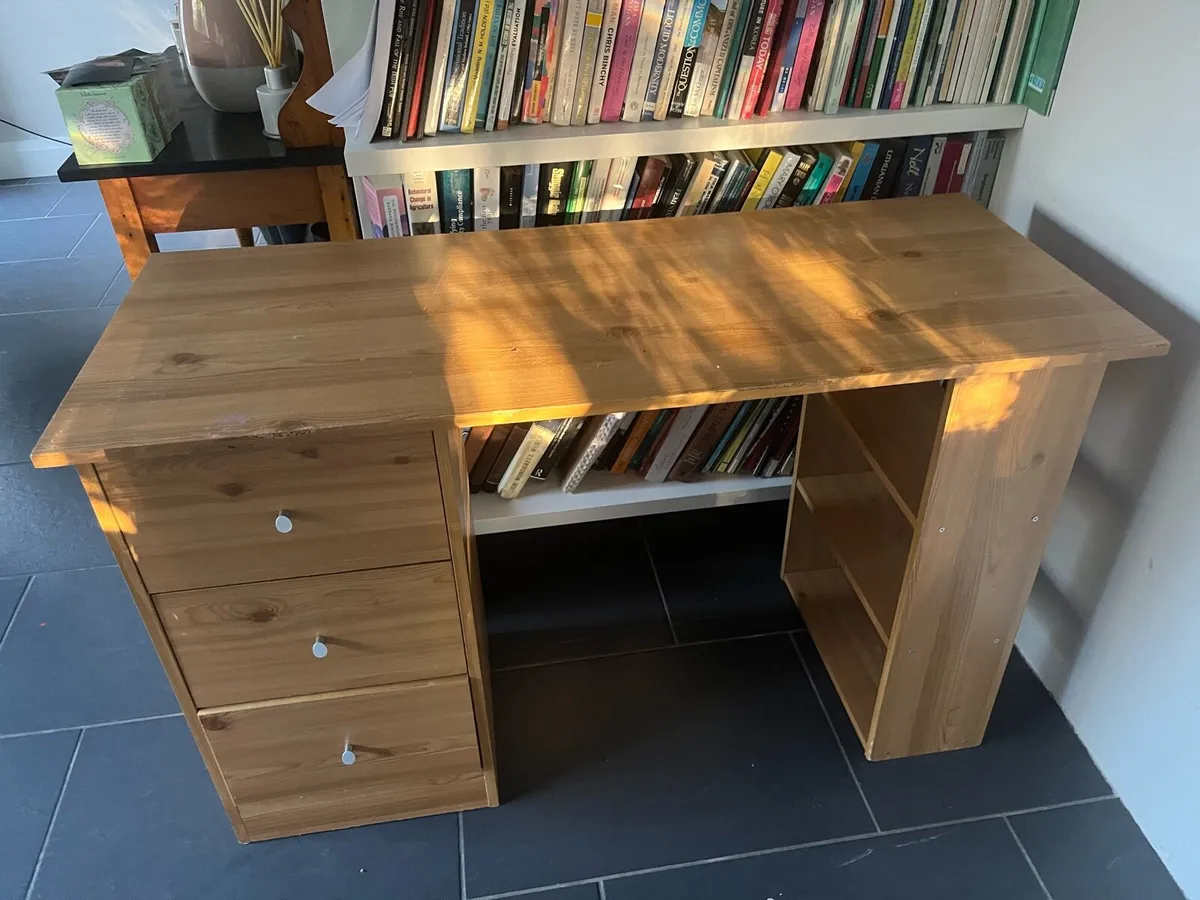 Desk - Image 2
