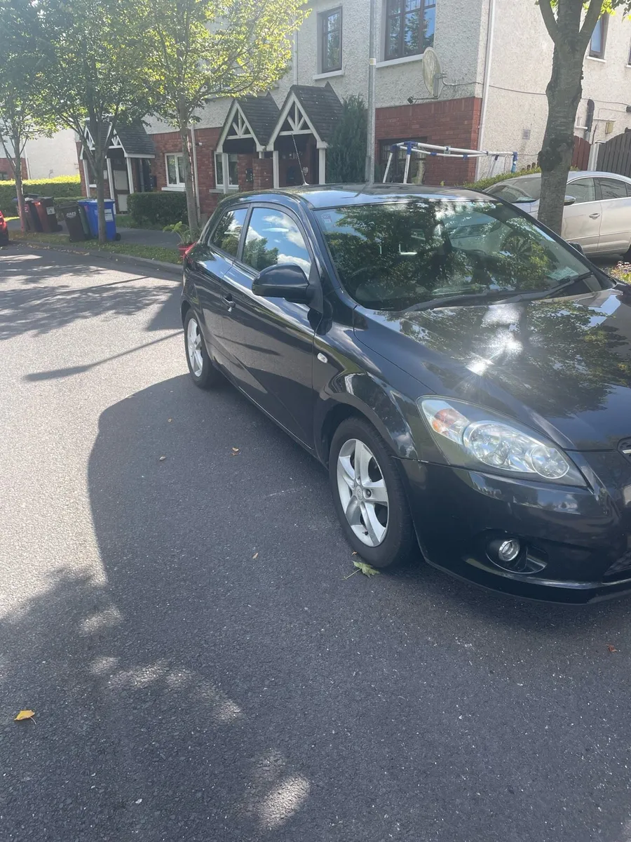 KIA PRO-CEED 1.4 EX BLACK, 2008 - Image 3