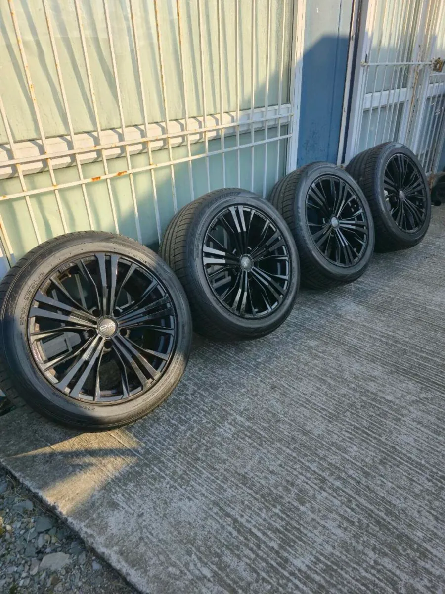 20" OZ Black Alloys 5x130 , Touareg, Q7 etc - Image 1