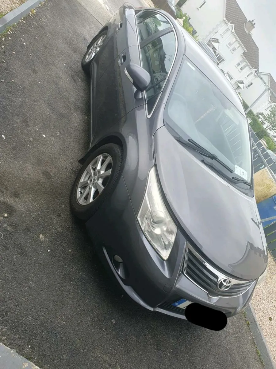 Toyota avensis - Image 1