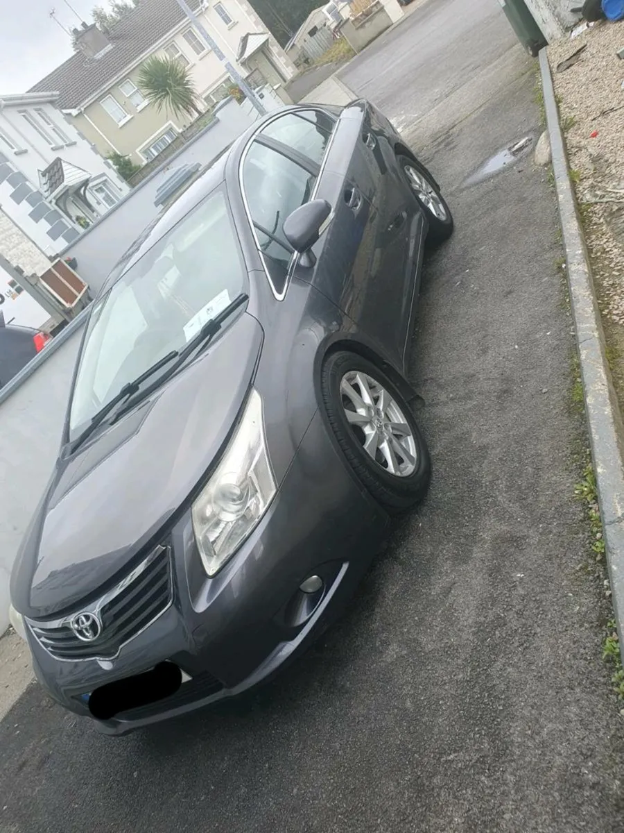 Toyota avensis - Image 2