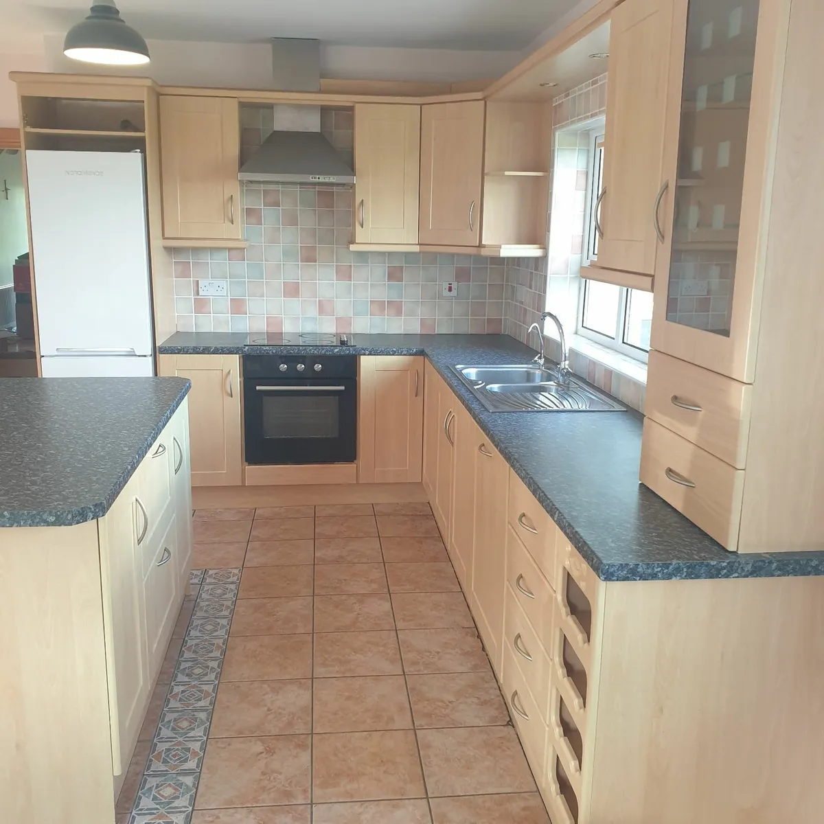 Kitchen - Image 4