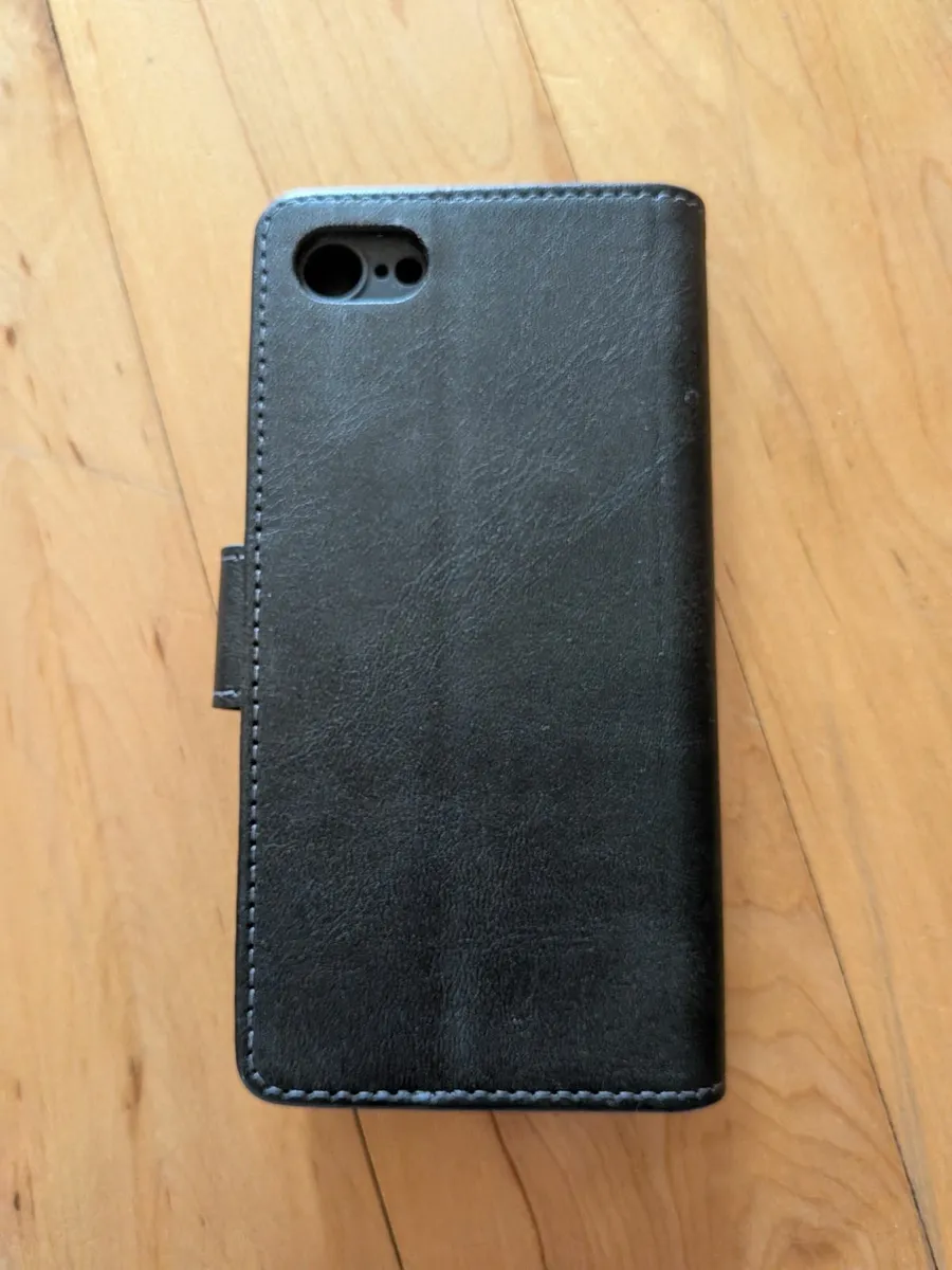 Iphone 7  - phone cover - Image 1
