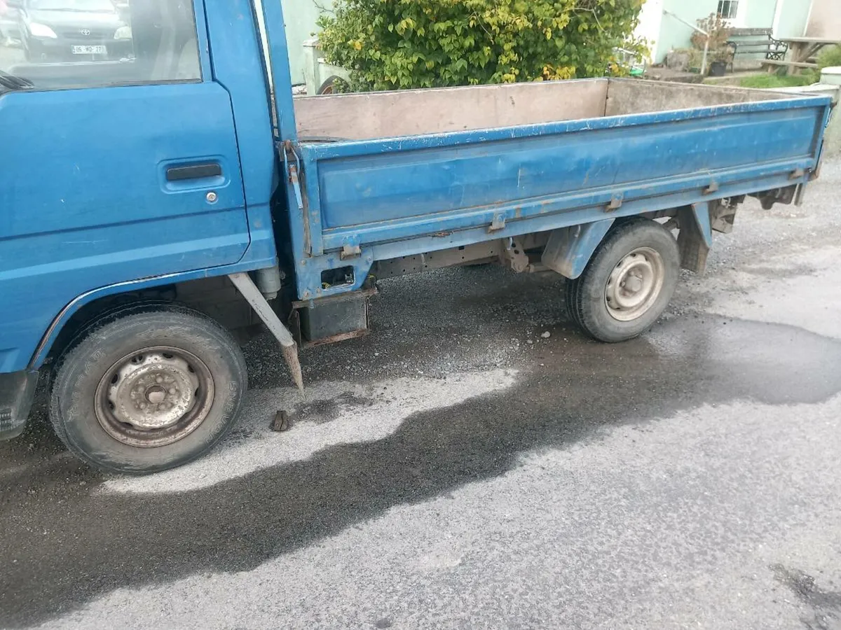 Toyota dyna - Image 3