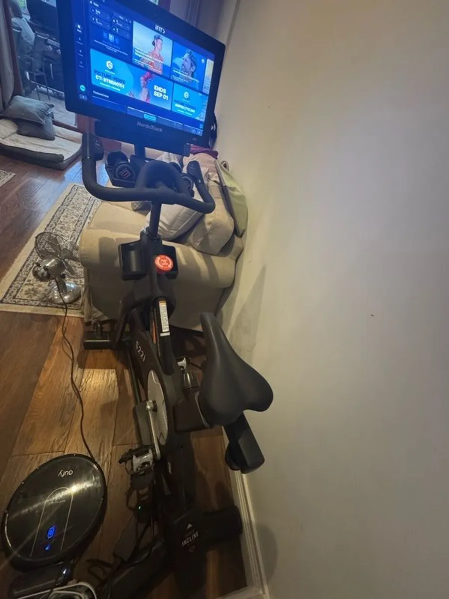 NordicTrack S22i Excellent Condition - Image 1