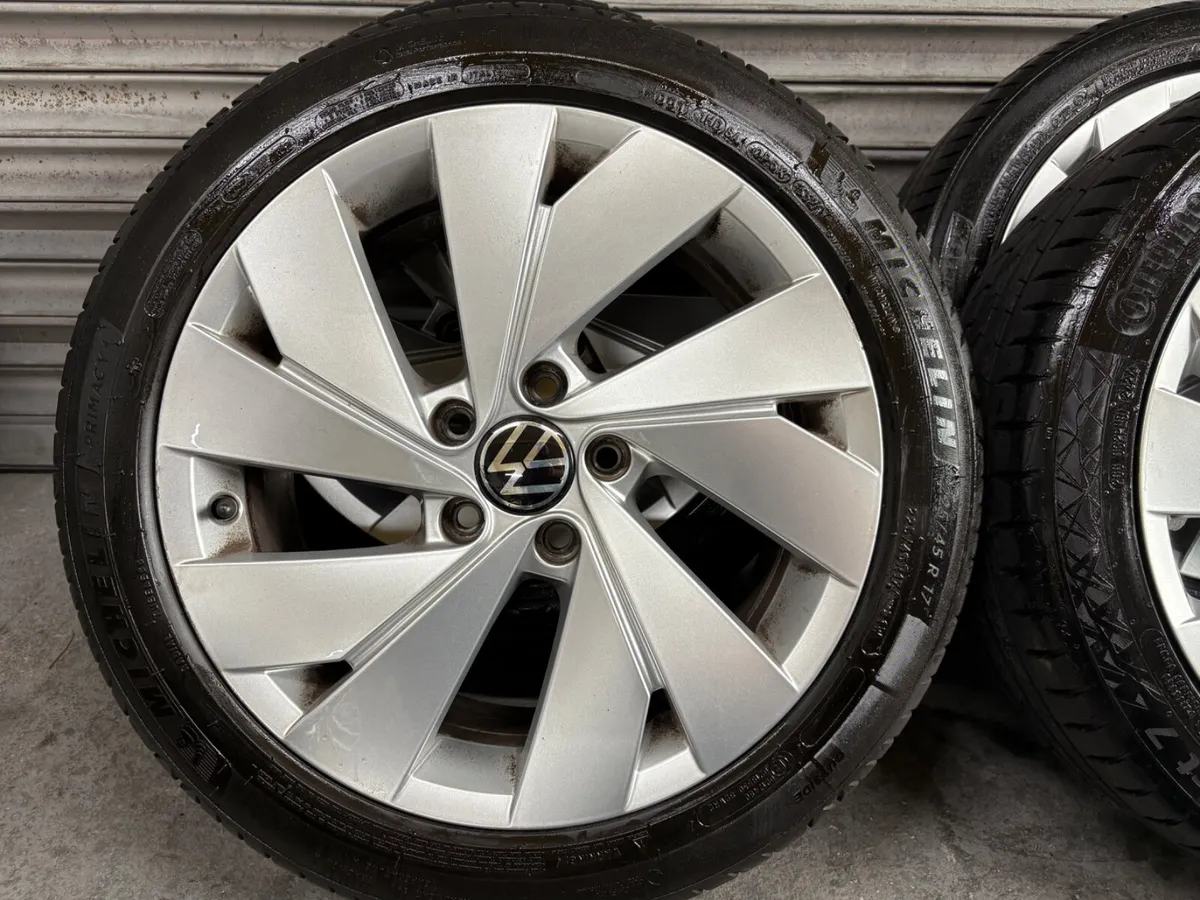 Volkswagen Golf Alloys 17” - Image 3