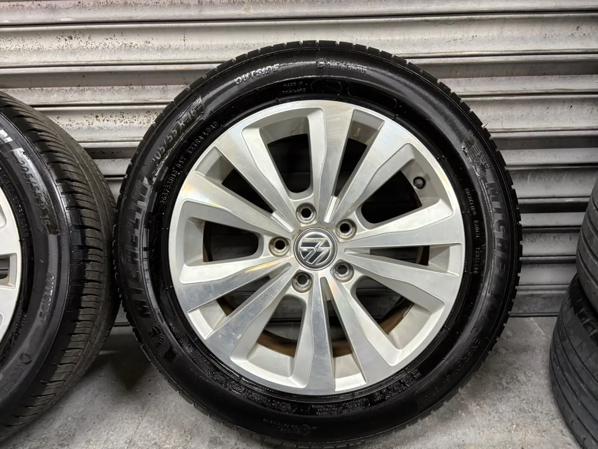 Volkswagen Golf Alloys - Image 3