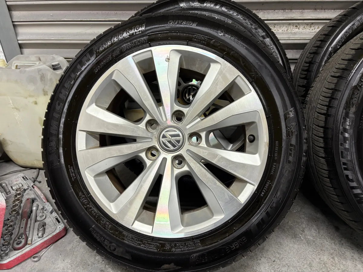 Volkswagen Golf Alloys - Image 4