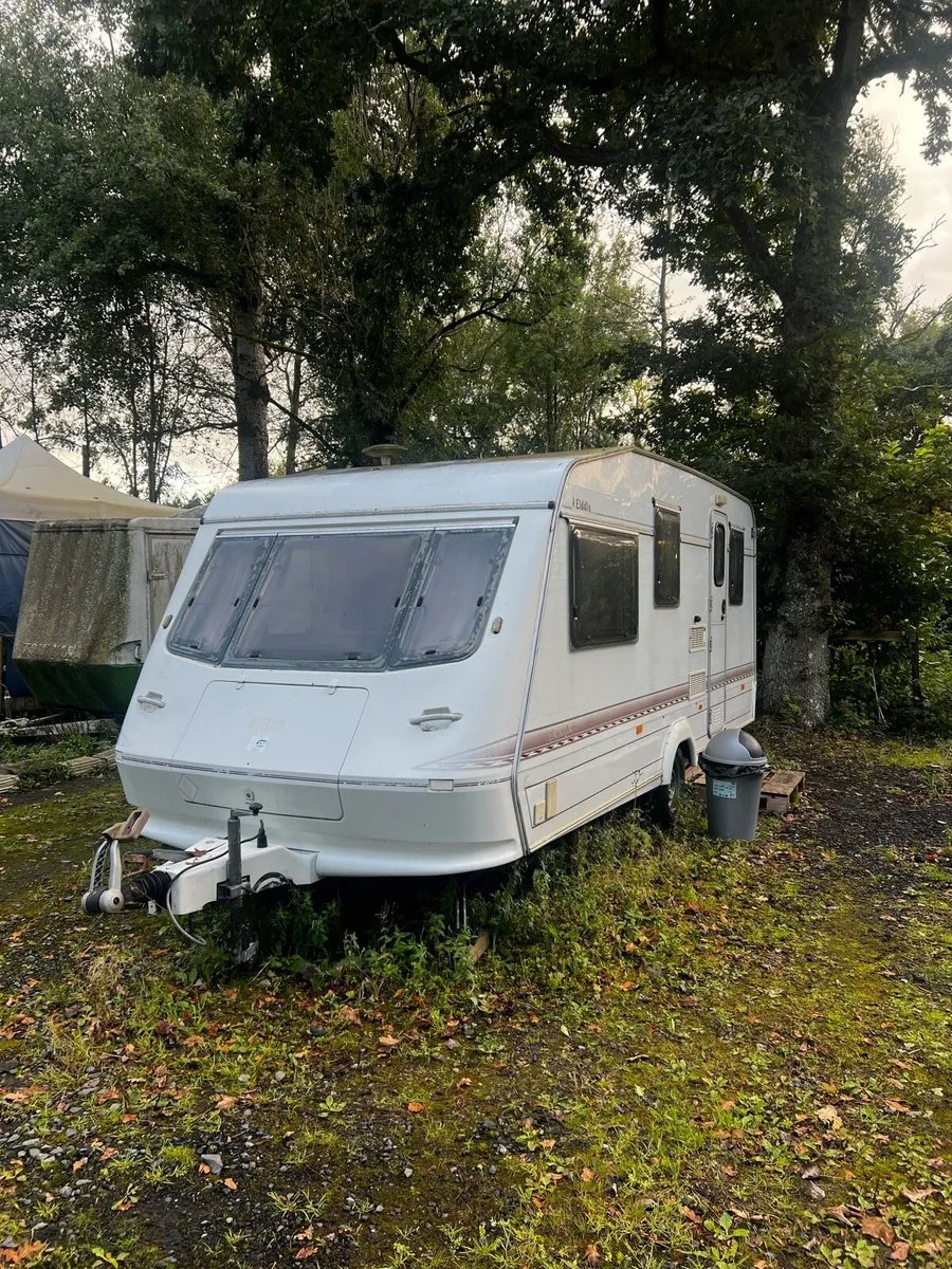 Elddis 5 berth Caravan – Great Condition - Image 1