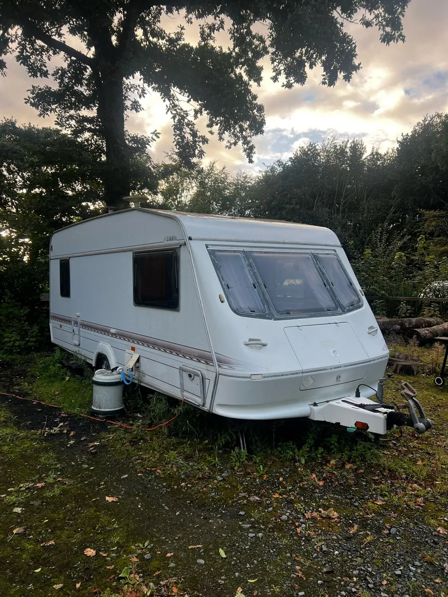 Elddis 5 berth Caravan – Great Condition - Image 2