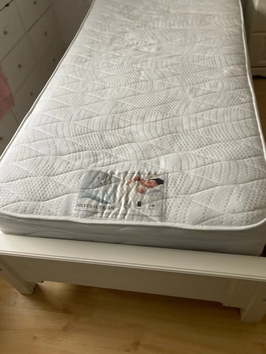 Single bed - Image 4