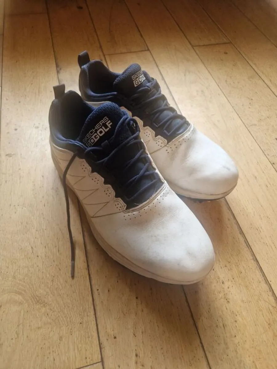 skechers golf shoes  navy and white mens - Image 1