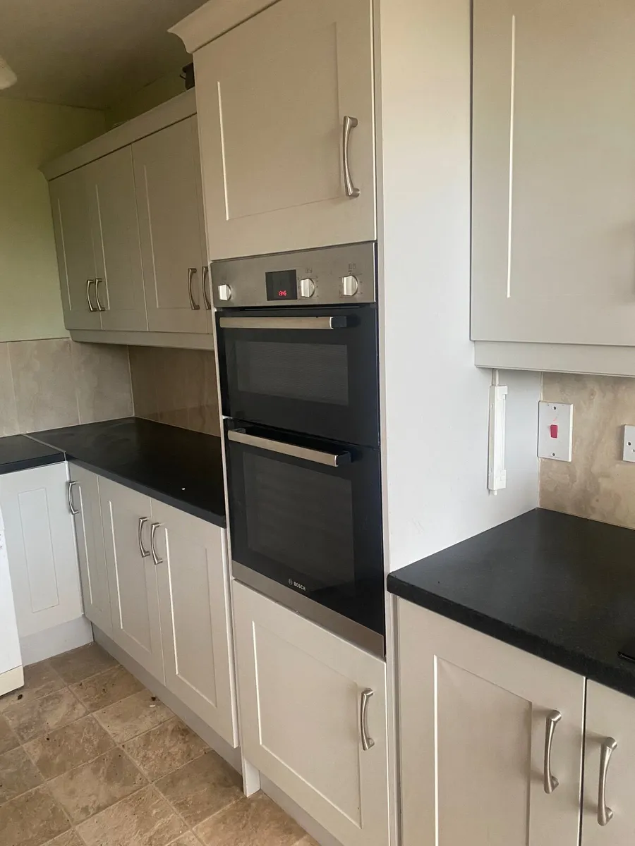 Kitchen Units - Image 2